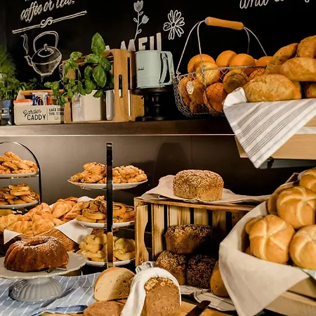 Motel One Warsaw-Chopin-3
